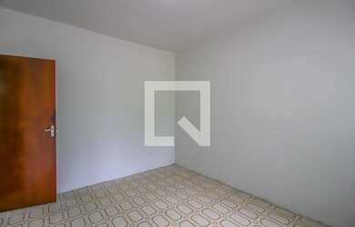 Imagem: A casa possui 2 Dormitórios, 2 Banheiros, 1 Vaga na garagem