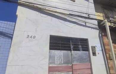 Imagem: A casa possui 4 Dormitórios, 3 Banheiros e está localizado