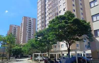 Imagem: O apartamento possui 3 Dormitórios, 1 Banheiro, 1 Vaga na garagem