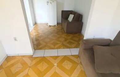 Imagem: A casa possui 2 Dormitórios, 1 Banheiro, 1 Vaga na garagem