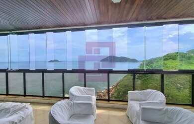 Imagem: O apartamento possui 4 Dormitórios, 5 Banheiros, 252m² de