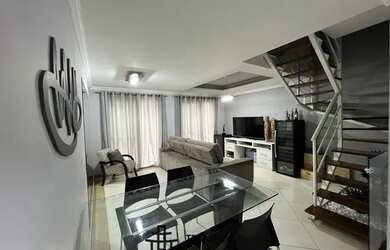 Imagem: A casa em condomínio possui 3 Dormitórios, 3 Banheiros, 2