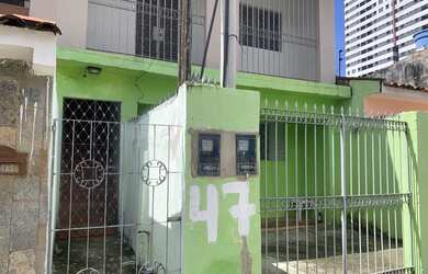 Imagem: A casa possui 2 Dormitórios, 1 Banheiro e está localizado