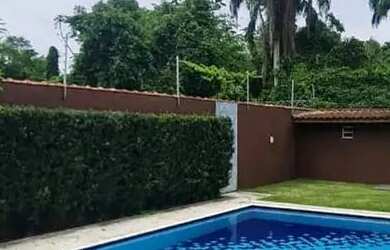 Imagem 2: casa térrea para Reveillon e a venda com 4 dormitorios com piscina em...