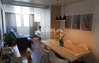 Imagem: O apartamento possui 2 Dormitórios, 1 Banheiro, 1 Vaga na garagem