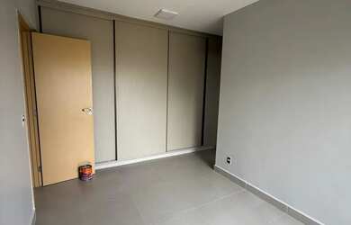 Imagem: O apartamento possui 3 Dormitórios, 3 Banheiros, 2 Vagas na