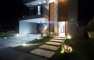 Imagem: A casa em condomínio possui 4 Dormitórios, 2 Banheiros, 2