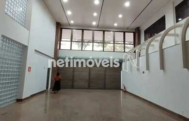 Imagem 2: Lojão com 900m²; e 04 vagas para locação na Savassi