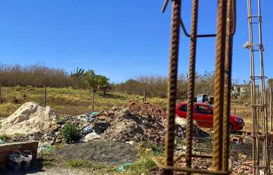 Imagem: O terreno possui 200m² de Área e está localizado em Samambaia