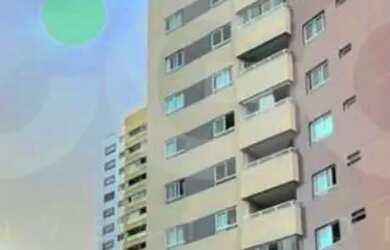 Imagem: O apartamento possui 3 Dormitórios, 2 Banheiros, 2 Vagas na