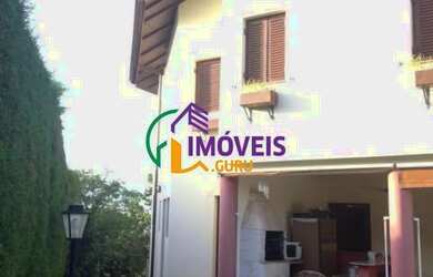 Imagem: A casa em condomínio possui 4 Dormitórios, 5 Banheiros, 3