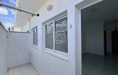 Imagem: A kitnet possui 1 Dormitório, 1 Banheiro, 1 Vaga na garagem