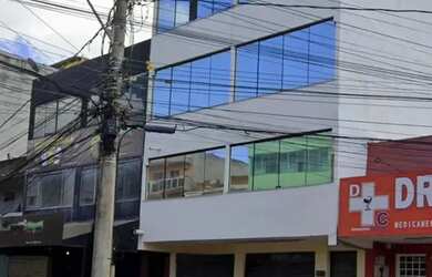 Imagem: A kitnet possui 1 Dormitório, 1 Banheiro, 30m² de Área e