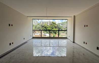 Imagem: O apartamento possui 3 Dormitórios, 2 Banheiros, 1 Vaga na