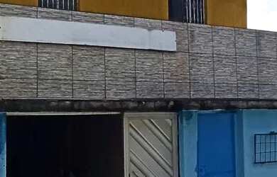 Imagem: A casa possui 5 Dormitórios, 5 Banheiros, 2 Vagas na garagem