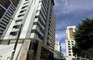 Imagem: O apartamento à venda possui 4 Dormitórios, 5 Banheiros, 3