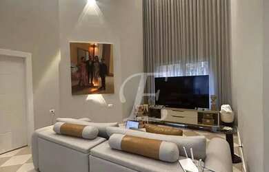 Imagem: A casa em condomínio possui 4 Dormitórios, 5 Banheiros, 4