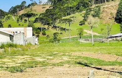 Imagem: O terreno está localizado em Urubici, SC à venda por R$285.000