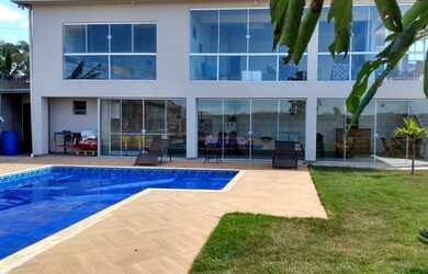 Imagem: A chácara possui 450m² de Área, Imóvel novo e está localizado