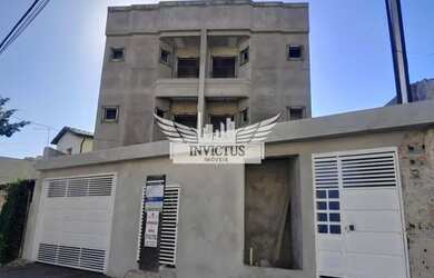 Imagem: O apartamento possui 3 Dormitórios, 1 Banheiro, 2 Vagas na