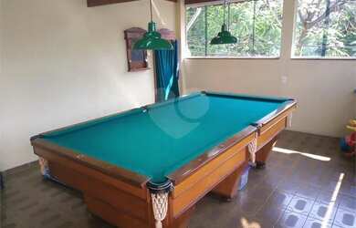 Imagem: A casa possui 3 Dormitórios, 3 Banheiros, 3 Vagas na garagem