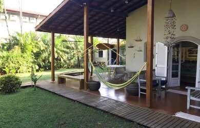 Imagem: A casa possui 1 Dormitório, 1 Banheiro, 250m² de Área e