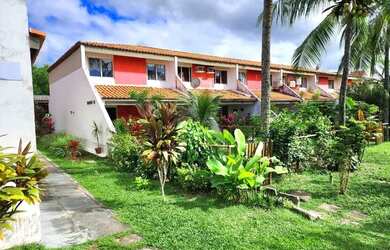 Imagem: A casa em condomínio para alugar possui 4 Dormitórios, 3 Banheiros