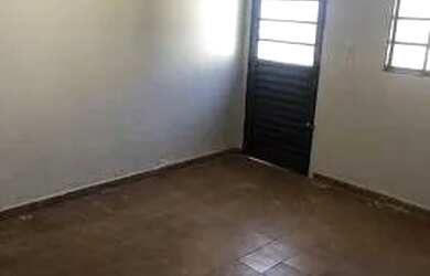 Imagem: A casa possui 2 Dormitórios, 1 Banheiro, 40m² de Área e