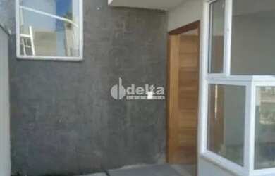 Imagem: Casa em condomínio à venda, 3 quartos, 3 suítes, 2 vagas