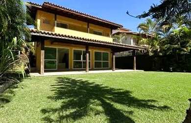 Imagem: A casa em condomínio possui 4 Dormitórios, 5 Banheiros, 5