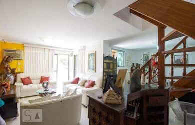 Imagem: O apartamento na cobertura possui 4 Dormitórios, 5 Banheiros