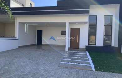 Imagem: A casa em condomínio possui 3 Dormitórios, 4 Banheiros, 4