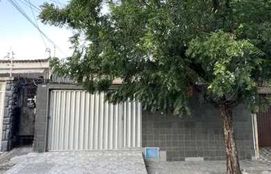 Imagem: O depósito possui 1 Vaga na garagem, 150m² de Área e está