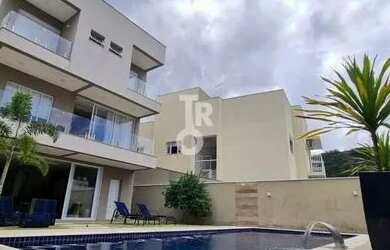 Imagem: A casa em condomínio possui 3 Dormitórios, 3 Banheiros, 4