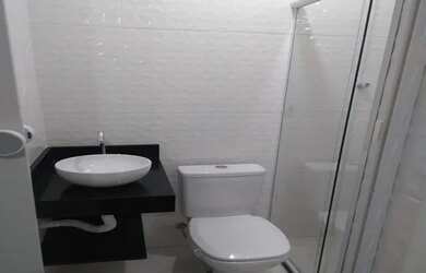 Imagem: A casa possui 2 Dormitórios, 2 Banheiros, 60m² de Área e