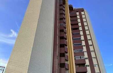 Imagem: O apartamento possui 3 Dormitórios, 3 Banheiros, 2 Vagas na