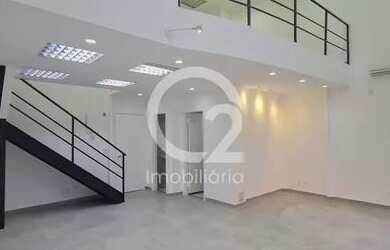 Imagem: O depósito possui 1 Vaga na garagem, 80m² de Área e está