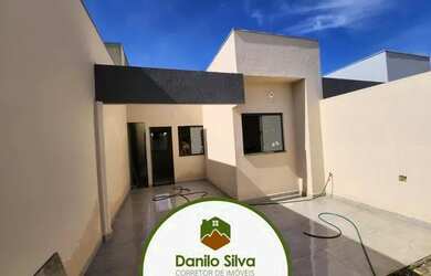 Imagem: A casa possui 2 Dormitórios, 1 Banheiro, 1 Vaga na garagem