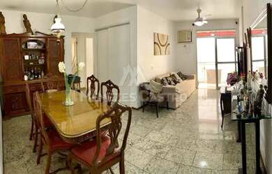 Imagem: O apartamento possui 3 Dormitórios, 3 Banheiros, 2 Vagas na