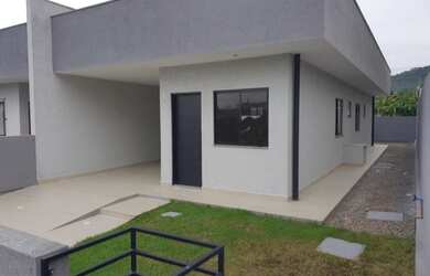 Imagem: A casa possui 2 Dormitórios, 2 Banheiros, 86m² de Área e