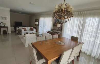 Imagem: O apartamento possui 3 Dormitórios, 5 Banheiros, 4 Vagas na