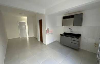 Imagem: A casa em condomínio possui 2 Dormitórios, 2 Banheiros, 1