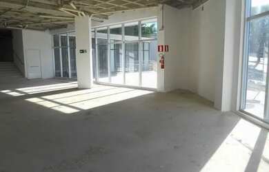 Imagem: O depósito possui 100m² de Área e Imóvel novo e está localizado