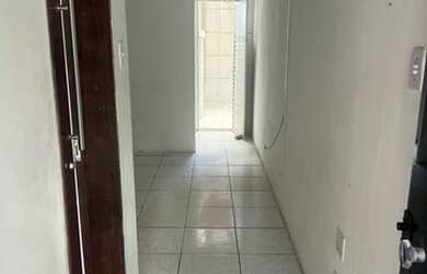 Imagem 3: Aluga-se está casa. 1 Banheiroe1 Dormitório