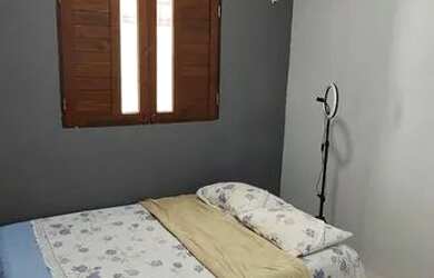 Imagem: A casa possui 2 Dormitórios, 2 Banheiros, 1 Vaga na garagem