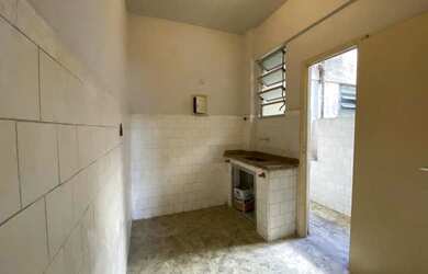 Imagem: O apartamento possui 2 Dormitórios, 1 Banheiro, 60m² de Área