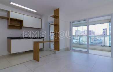 Imagem: O apartamento possui 1 Dormitório, 1 Banheiro, 1 Vaga na garagem