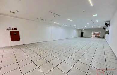 Imagem 3: Sala Comercial em CENTRO. Varandae165m² de Área