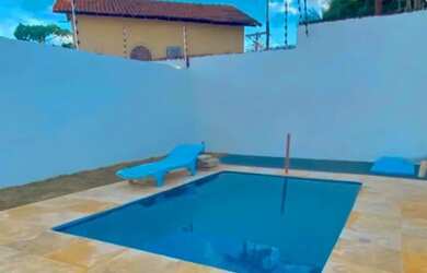 Imagem 4: Casa a Venda no Parque 10 com piscina