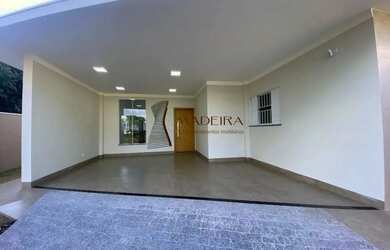 Imagem 2: Casa à Venda em Jardim Itália, Maringá - PR